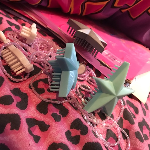 RARE MGA Bratz dolls and Baby Bratz accessories - rare find!! - Picture 2 of 9